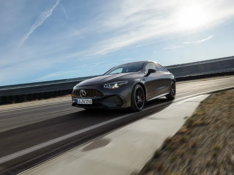 Mais rápido, mais ágil – e ainda mais divertido de conduzir: o novo Mercedes-AMG CLA 45 4MATIC+ - imagem 1