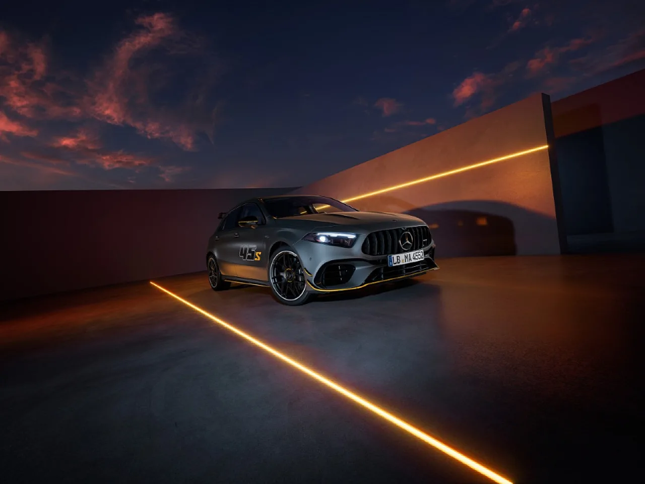 Edição especial “Final Edition” do Mercedes-AMG A 45 S 4MATIC+ já disponível para encomenda