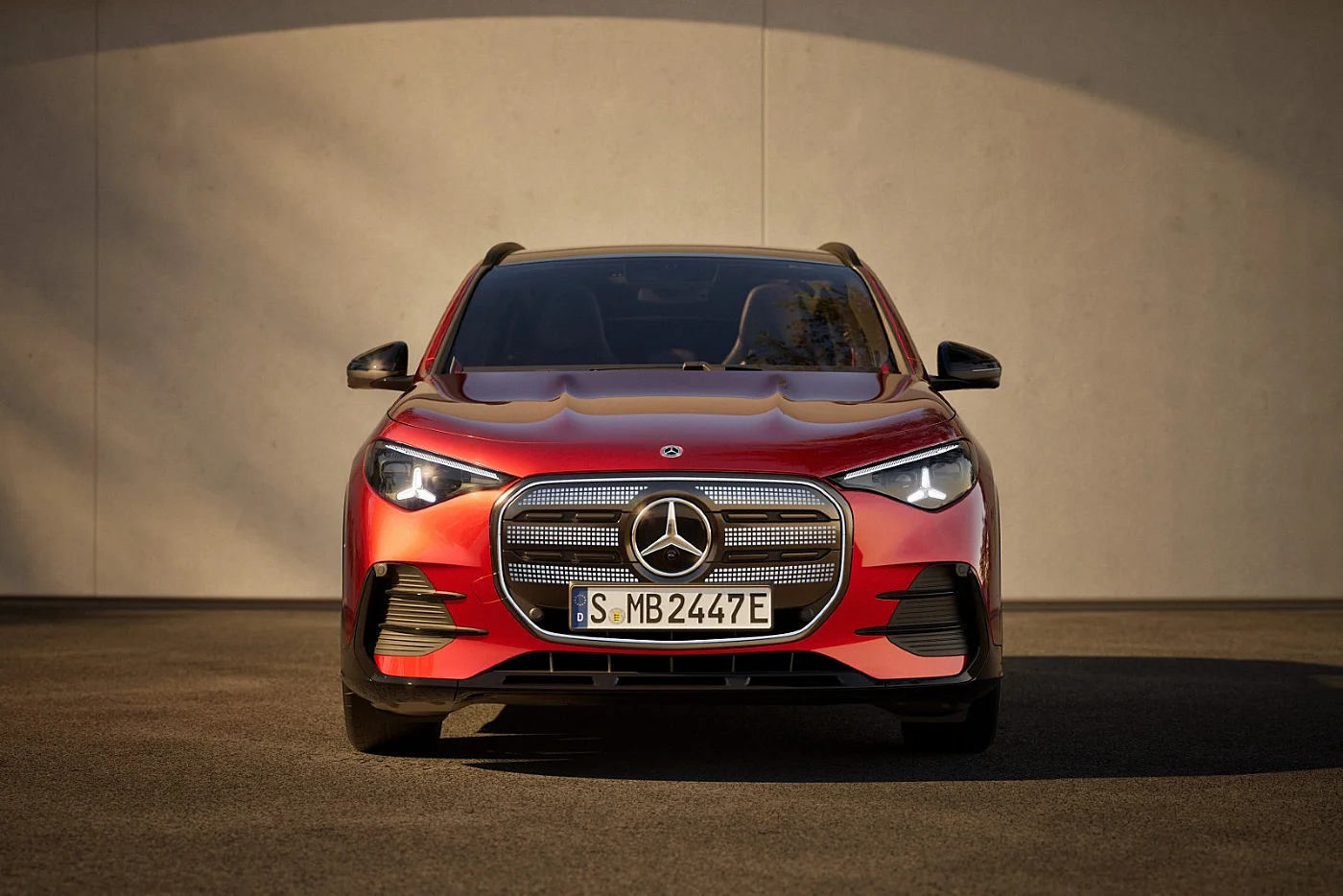 Grupo Mercedes-Benz com vendas de 491.700 veículos ligeiros de passageiros e Vans no terceiro trimestre e um novo registo máximo de vendas globais de BEV