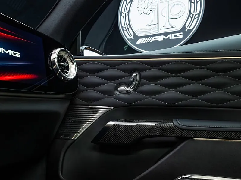 SUV de tecnologia moderna com ADN de modelo desportivo: O novo Mercedes-AMG GT SUV - imagem 13
