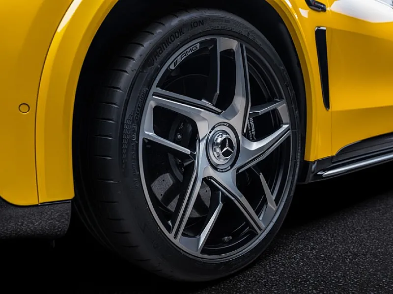 SUV de tecnologia moderna com ADN de modelo desportivo: O novo Mercedes-AMG GT SUV - imagem 10