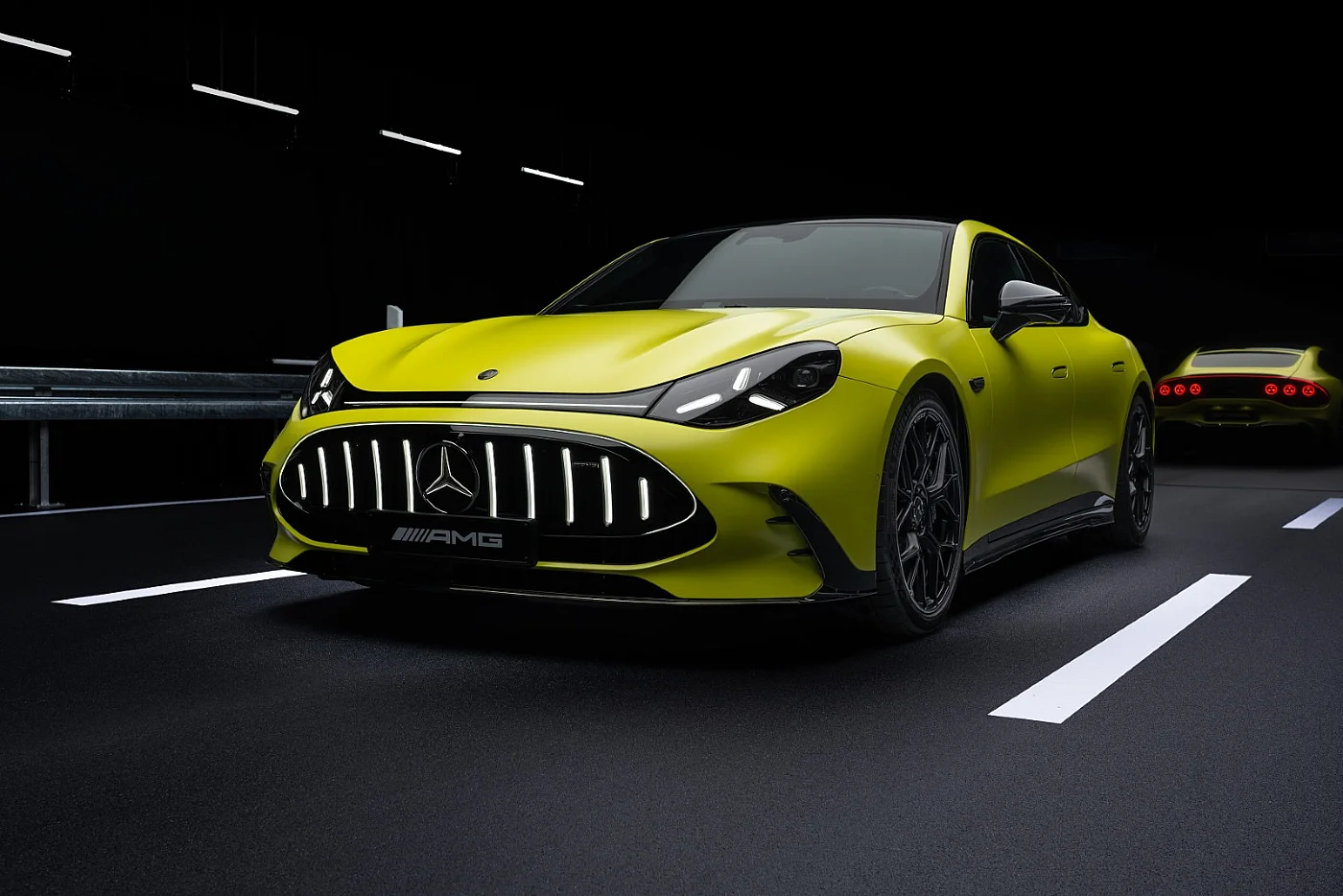 O novo Mercedes-AMG GT Coupé 4 portas: Desportivo Revolucionário. Máxima Intensidade.